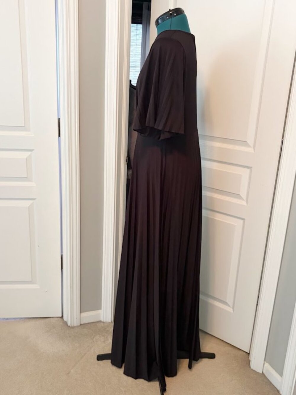 ASOS Plunging V Neck Pleated Kimono Faux Wrap Lined Flutter Sleeve Maxi Dress - Picture 8 of 11